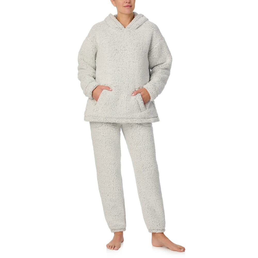NWT Room Service PJs logo Amanda Sherpa Pj Set In First Frost size XS